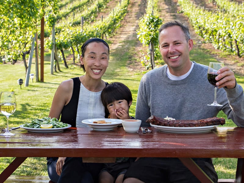 Lake Chelan Winery couple eating at table