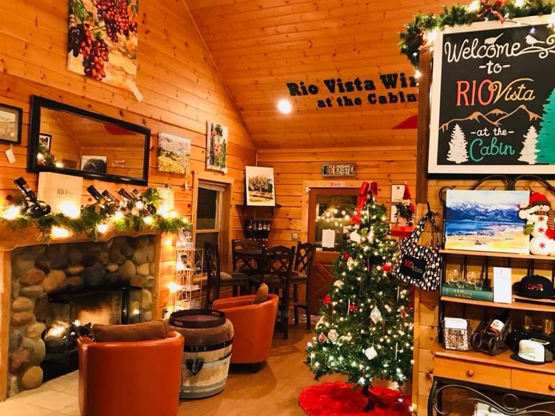 Rio Vista Winery tasting room at christmas