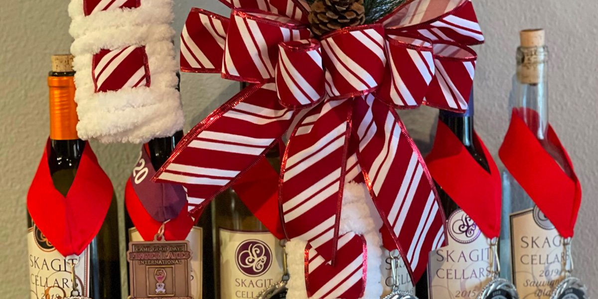 Craft Saturday – Candy Cane Wall Ornament